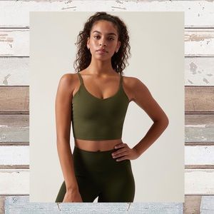 ATHLETA ELATION V-NECK CROP IN GINSENG OLIVE NWT